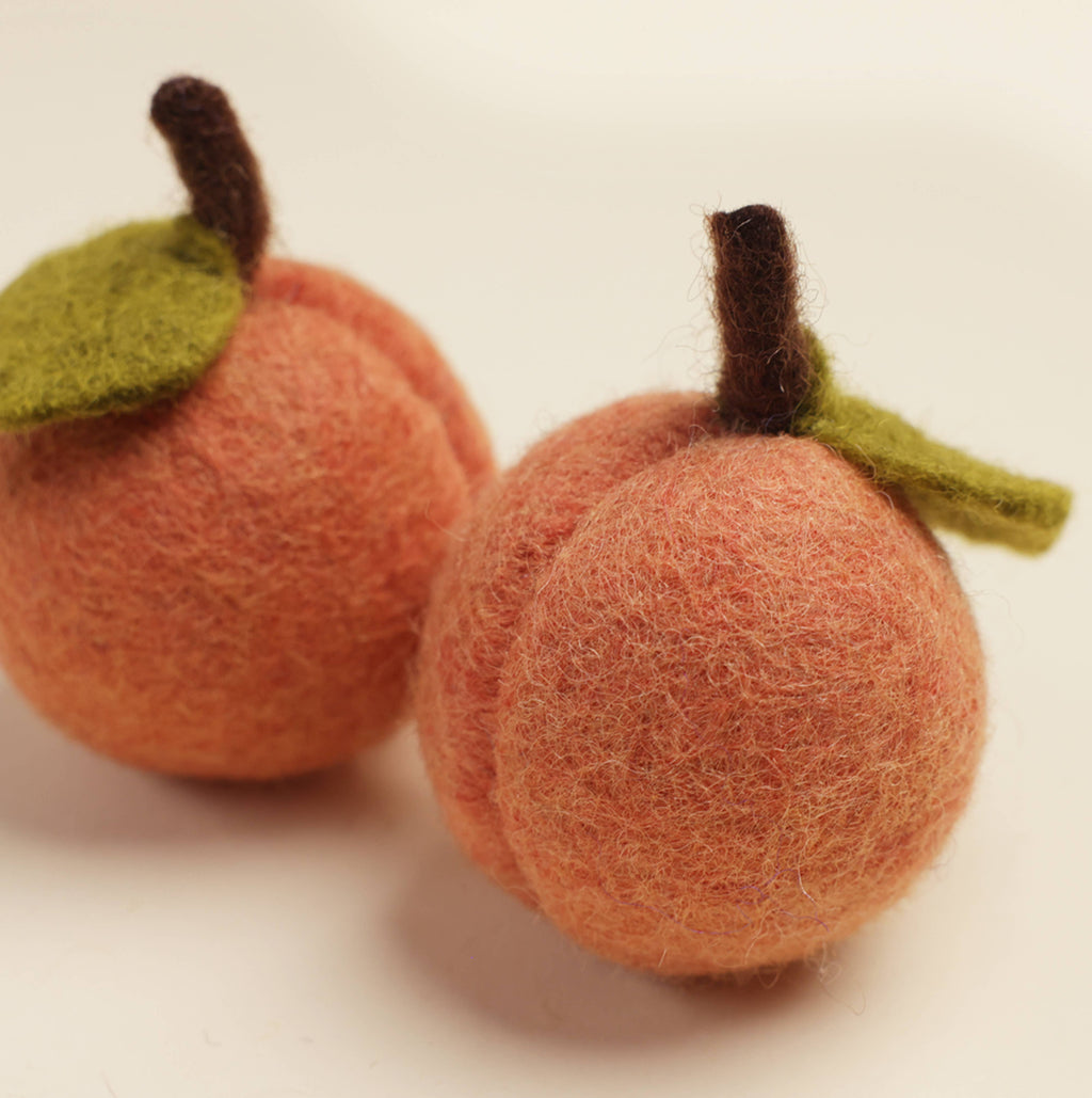 Peaches Cat Toy by Modern Beast