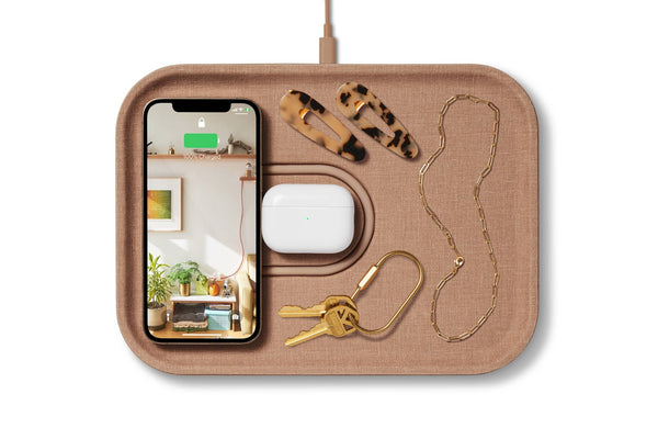 Courant MAG:3 Essentials Linen Wireless Dual Charge Magnetic Tray in Camel.