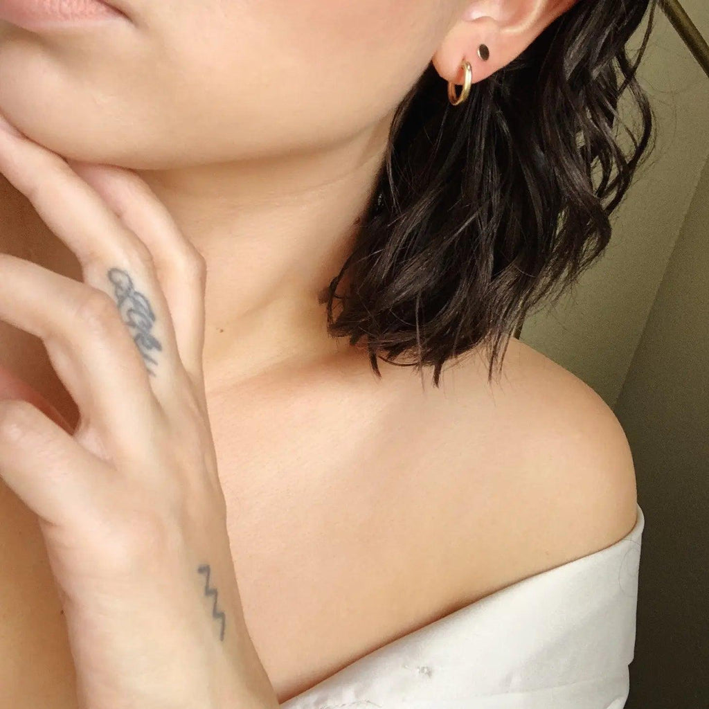 Effortless Elegance: Handcrafted Disc Earrings by Points Jewelry.