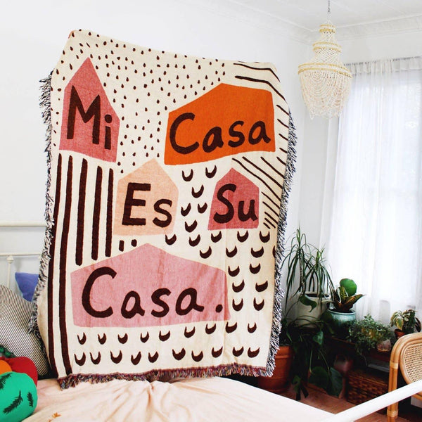 Mi Casa Es Su Casa Throw Blanket