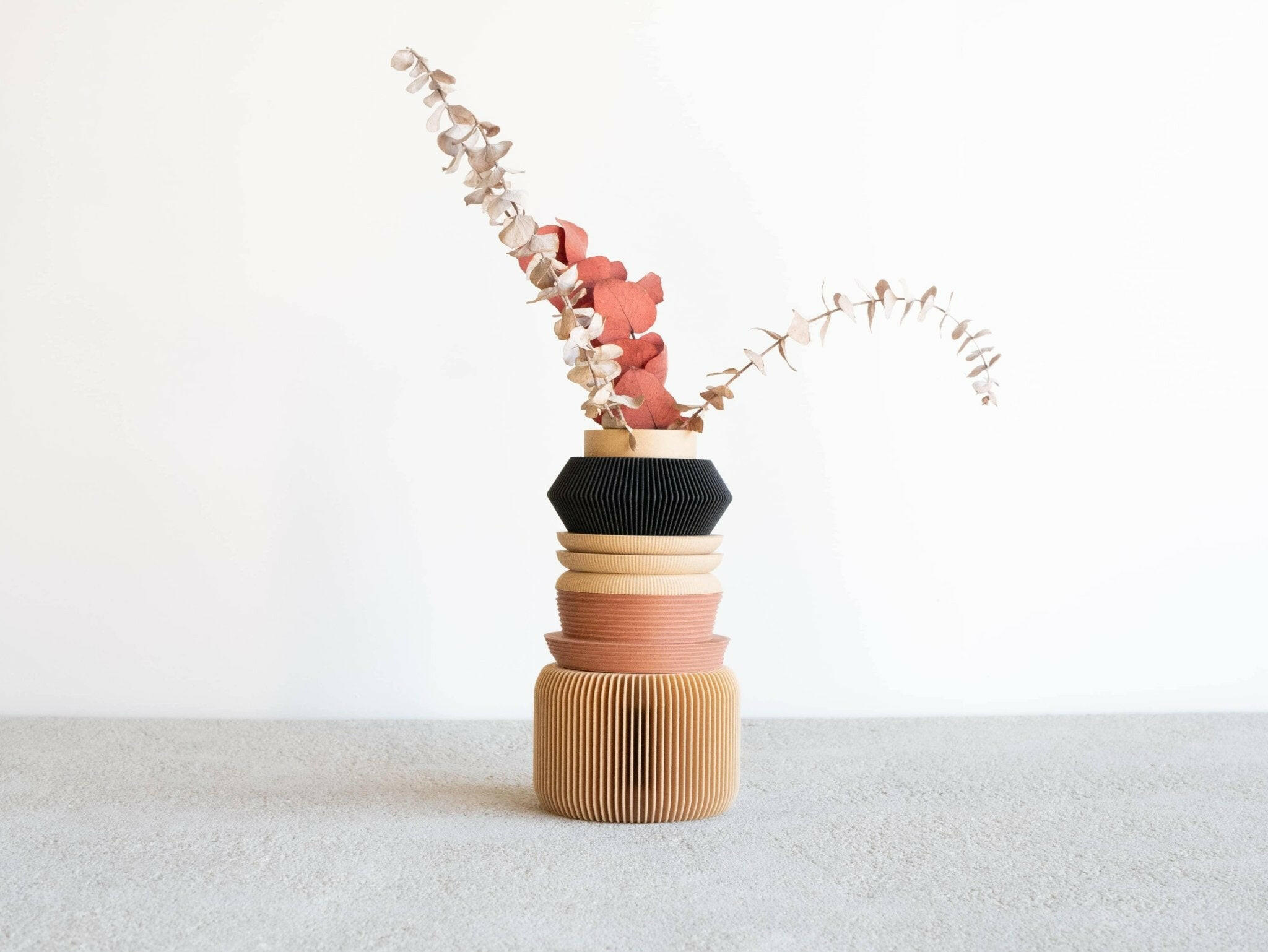 Modular Vase Set Made from Renewable Materials.