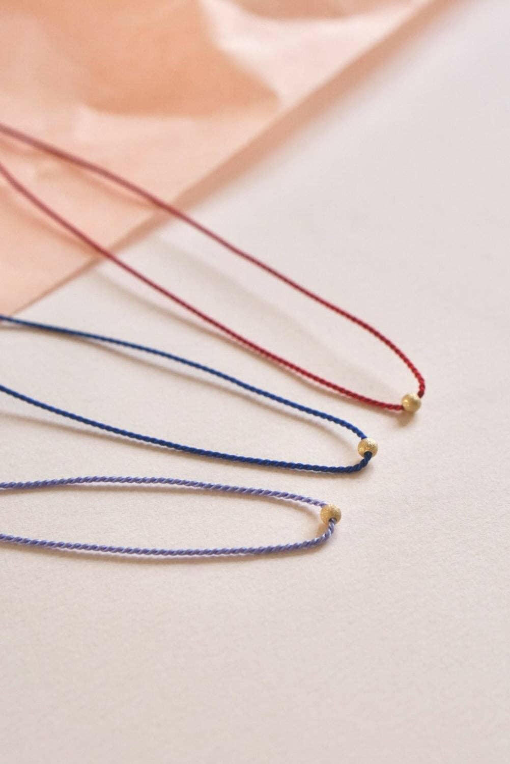 SAN SAN Delicate Vintage Pearl Bracelet: Timeless Elegance with Handcrafted Charm.