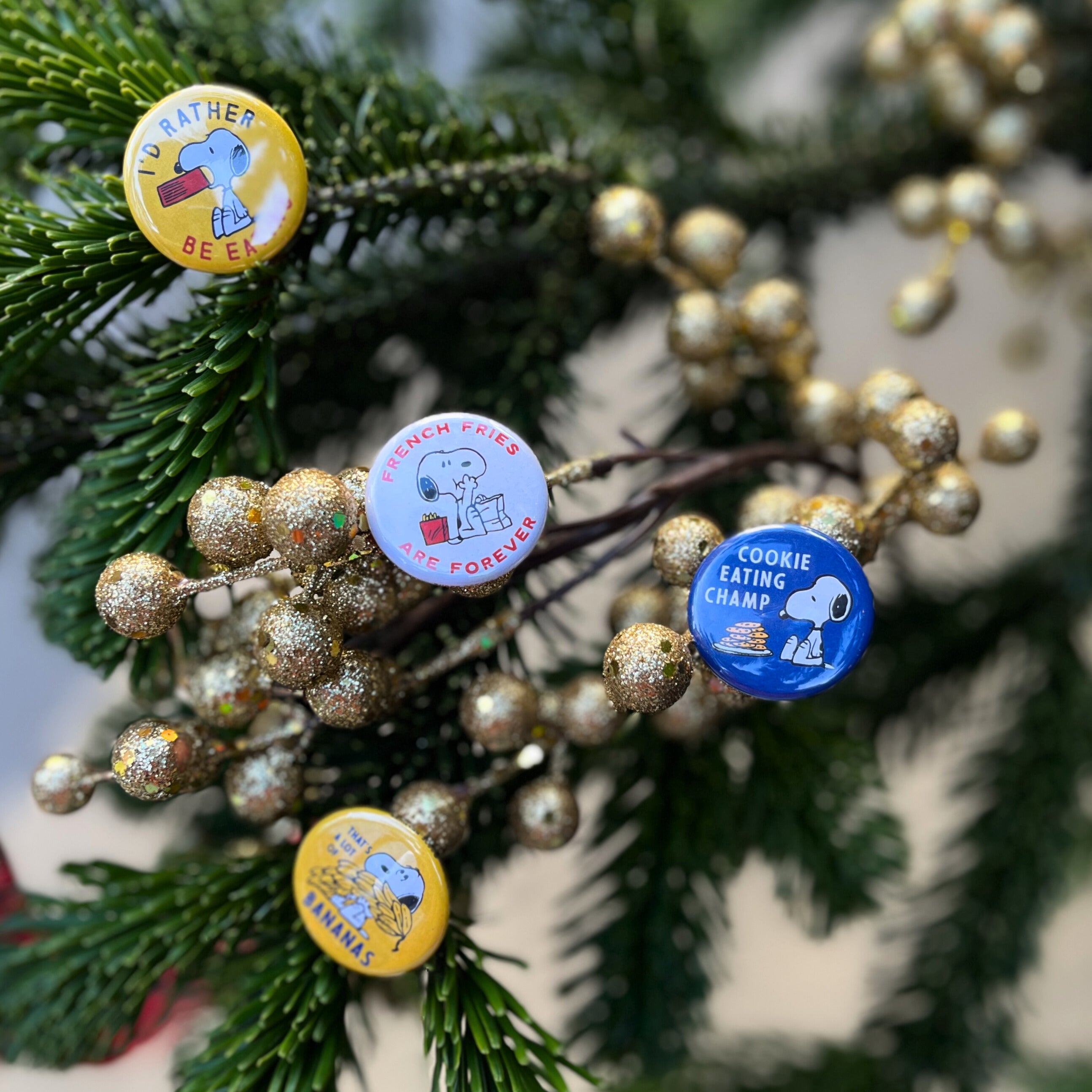 Snoopy Surprise Button